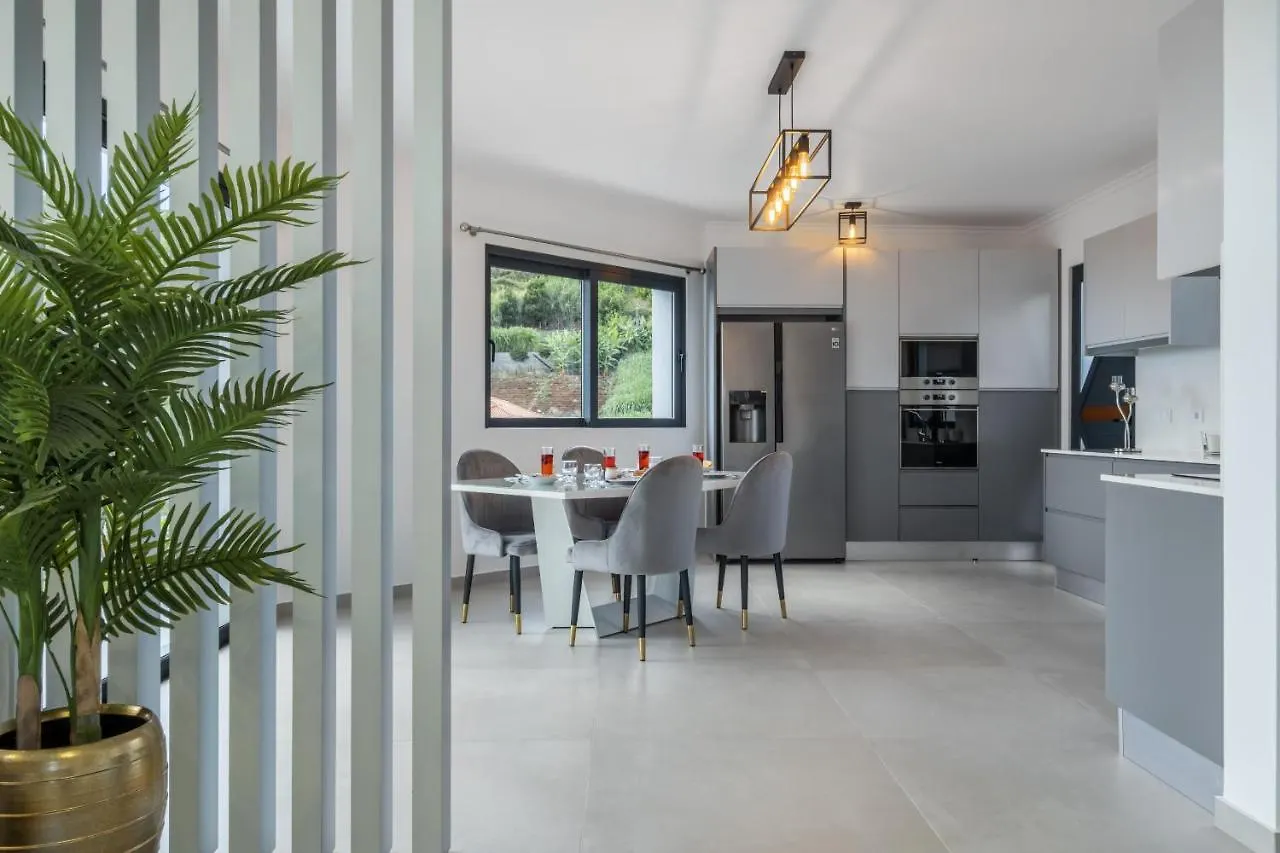 Villa Landscape View By Madeira Sun Travel Canhas Ferienhaus